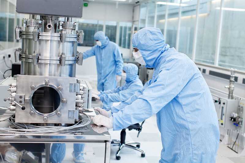 Quần áo phòng sạch tạo nên hình ảnh chuyên nghiệp cho nhà máy, công xưởng